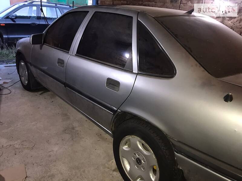 Opel Vectra A 2.5 V6