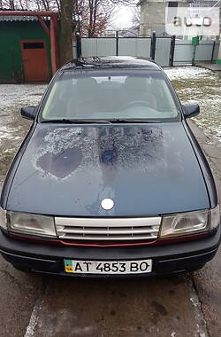 Хэтчбек Opel Vectra A 1990 в Ивано-Франковске