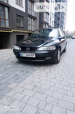 Седан Opel Vectra B 1998 в Ивано-Франковске