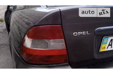 Хэтчбек Opel Vectra 1997 в Киеве