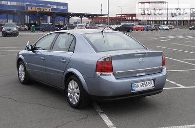 Седан Opel Vectra 2005 в Кропивницком