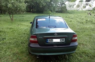 Седан Opel Vectra 1998 в Вінниці