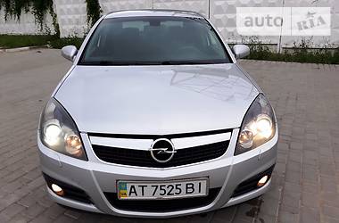 Седан Opel Vectra 2009 в Ивано-Франковске