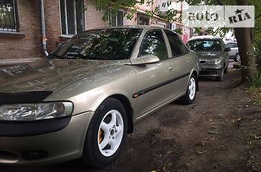 Седан Opel Vectra 1997 в Черкассах