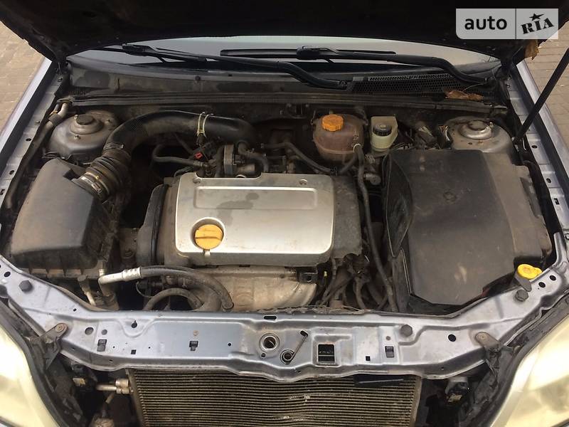 Седан Opel Vectra 2005 в Миколаєві