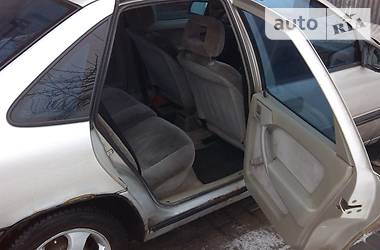 Седан Opel Vectra 1990 в 