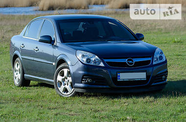 Седан Opel Vectra 2005 в Сахновщине