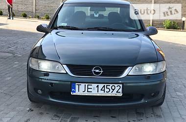 Седан Opel Vectra 2001 в Львове
