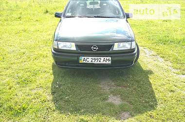 Седан Opel Vectra 1995 в Березному