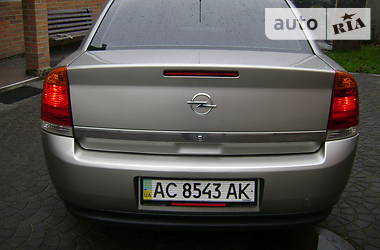 Седан Opel Vectra 2003 в Луцке