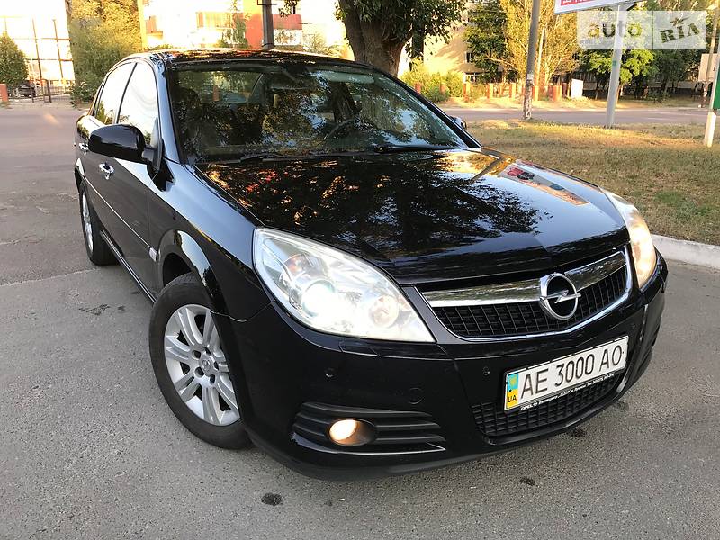 Седан Opel Vectra 2006 в Днепре