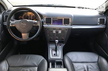 Седан Opel Vectra 2006 в Днепре