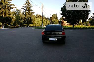 Седан Opel Vectra 2004 в Ромнах