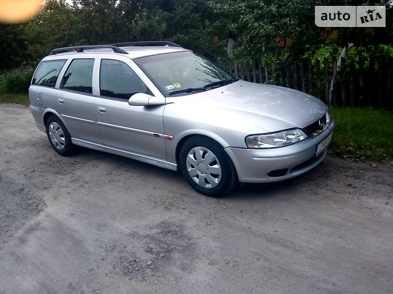 Универсал Opel Vectra 1998 в Луцке