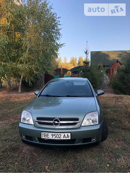 Седан Opel Vectra 2004 в Врадиевке