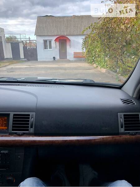 Седан Opel Vectra 2004 в Врадиевке