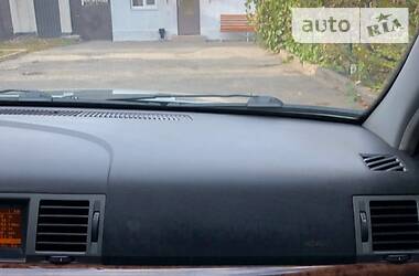 Седан Opel Vectra 2004 в 