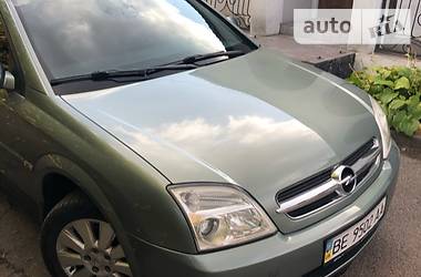 Седан Opel Vectra 2004 в 