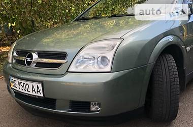 Седан Opel Vectra 2004 в 