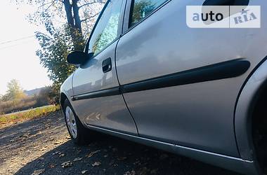 Универсал Opel Vectra 1999 в Черновцах