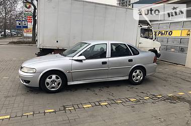 Седан Opel Vectra 2002 в Одессе