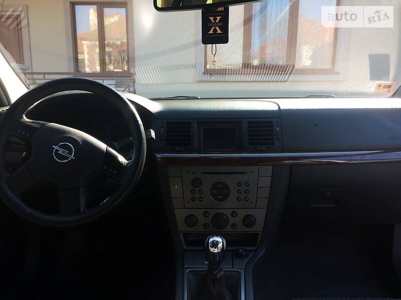 Седан Opel Vectra 2003 в Одесі