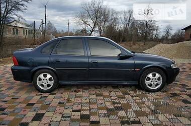 Седан Opel Vectra 2000 в 