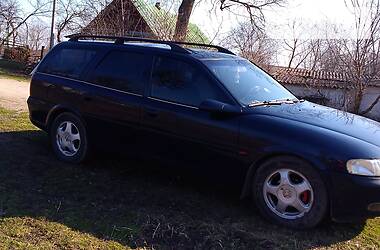 Универсал Opel Vectra 1998 в Городке