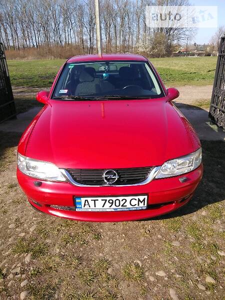Хетчбек Opel Vectra 1999 в 