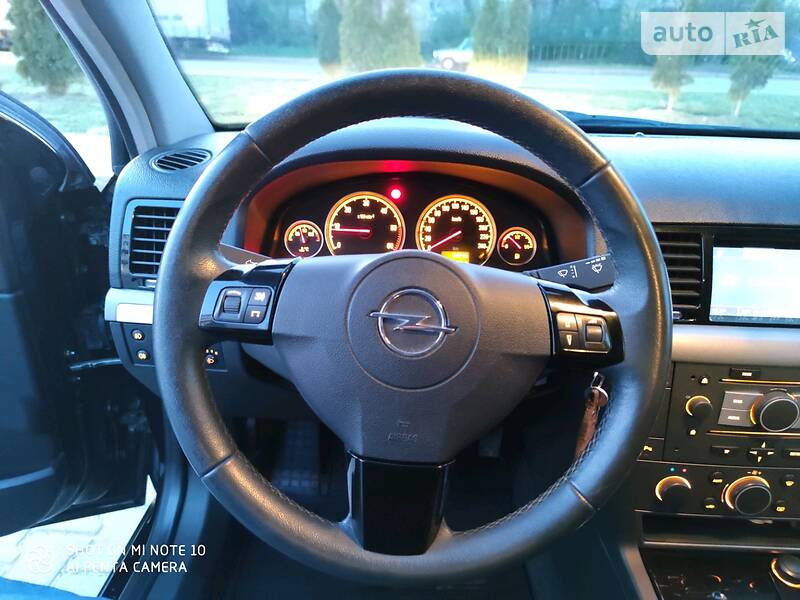 Універсал Opel Vectra 2008 в Чернівцях