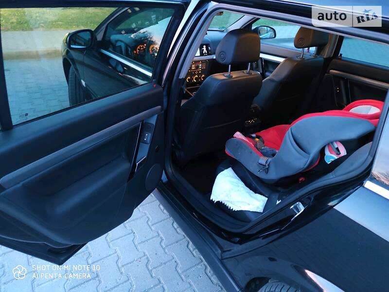 Універсал Opel Vectra 2008 в Чернівцях