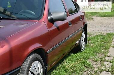 Хэтчбек Opel Vectra 1990 в Черновцах