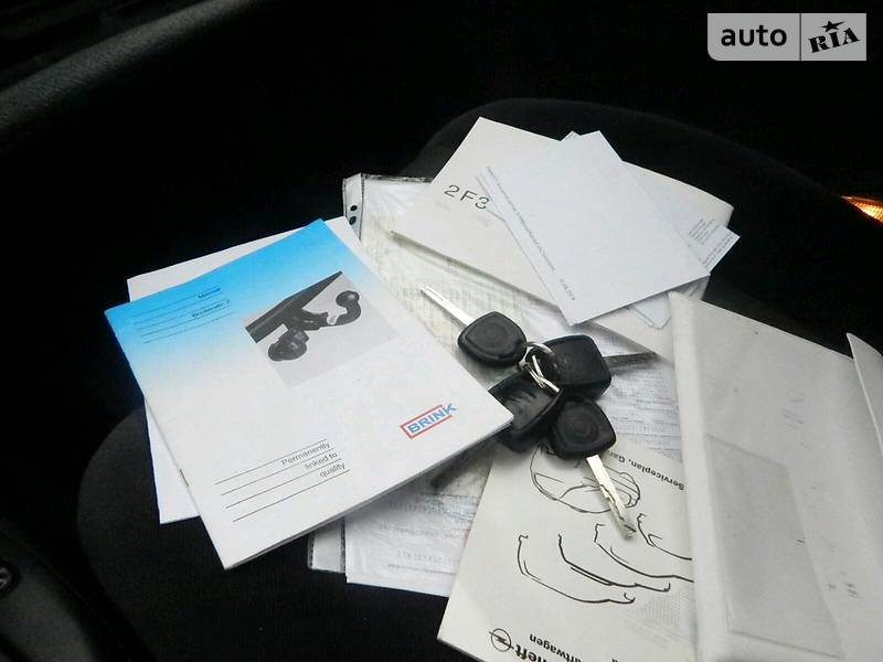 Седан Opel Vectra 2000 в Сарнах