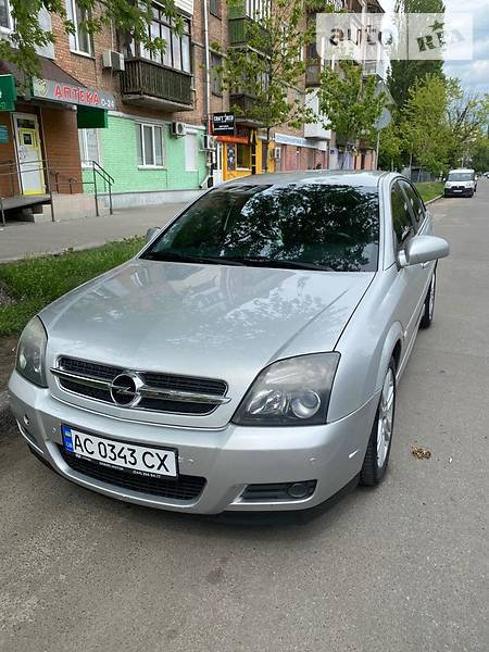 Лифтбек Opel Vectra 2004 в Киеве