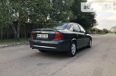 Седан Opel Vectra 2001 в Ровно