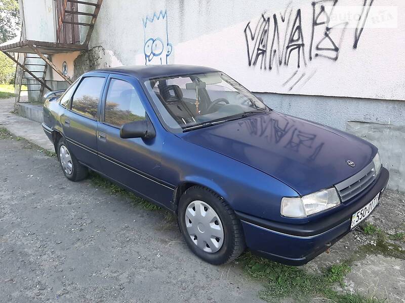 Седан Opel Vectra 1992 в Луцке