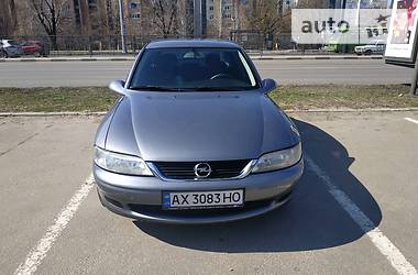 Седан Opel Vectra 2001 в Харькове