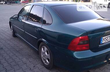 Седан Opel Vectra 2000 в Нововолынске