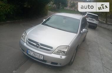 Седан Opel Vectra 2004 в Ивано-Франковске