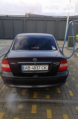 Седан Opel Vectra 1997 в Виннице