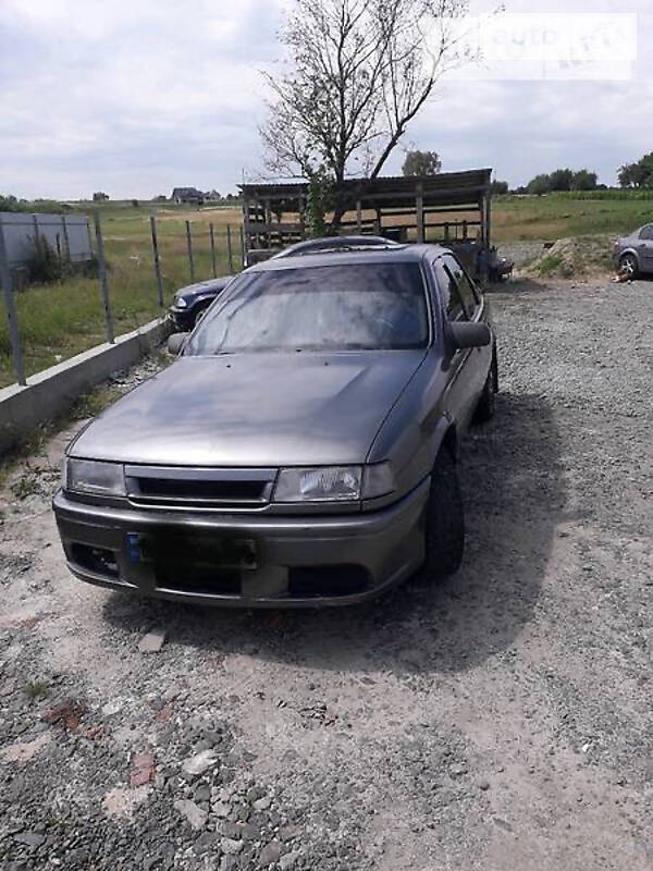Седан Opel Vectra 1991 в Новояворовске фото 3 Седан Opel Vectra 1991 в Новояворовске