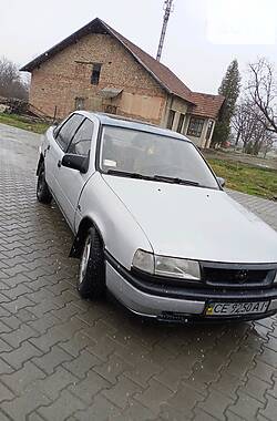 Седан Opel Vectra 1990 в Косове