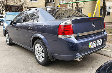 Седан Opel Vectra 2006 в Киеве