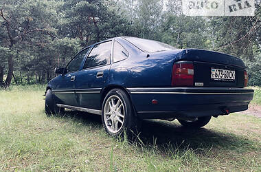 Седан Opel Vectra 1992 в Великой Багачке