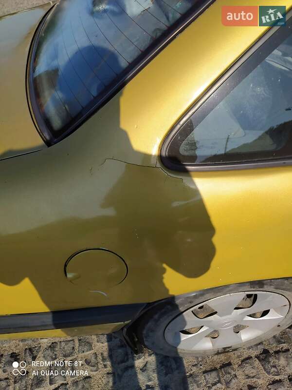 Седан Opel Vectra 1990 в Львове