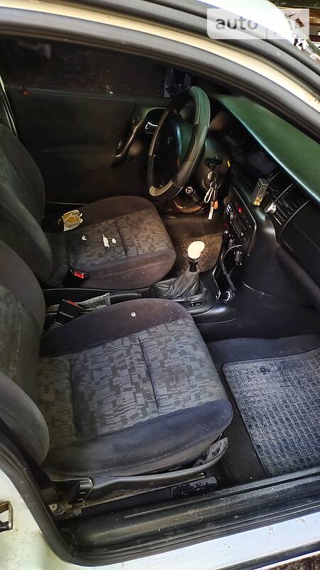 Седан Opel Vectra 1997 в Одессе фото 10 Седан Opel Vectra 1997 в Одессе