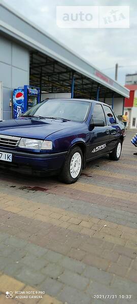 Седан Opel Vectra 1992 в Подільську