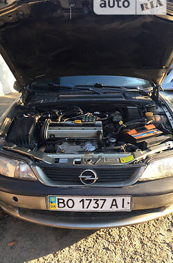 Седан Opel Vectra 1997 в 