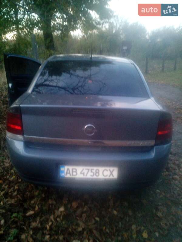 Седан Opel Vectra 2004 в Вінниці