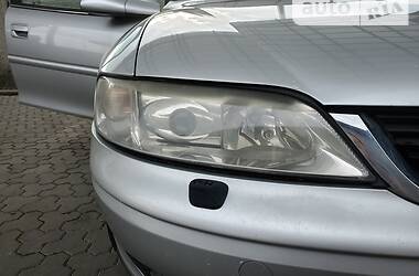 Седан Opel Vectra 2000 в Киеве